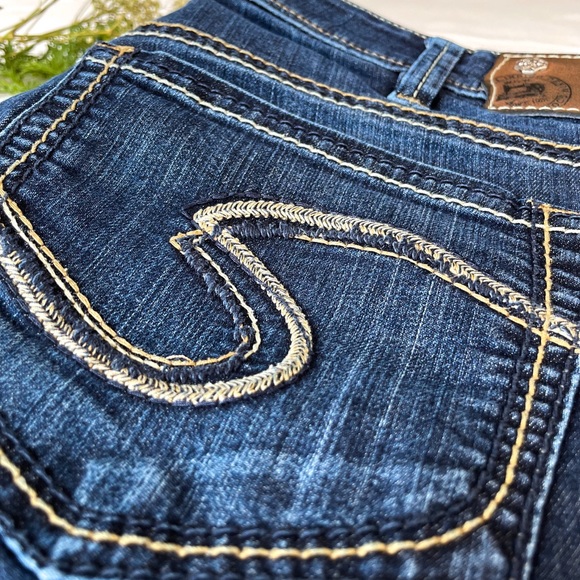 30x33 Aiko Silver Jeans - Picture 4 of 9